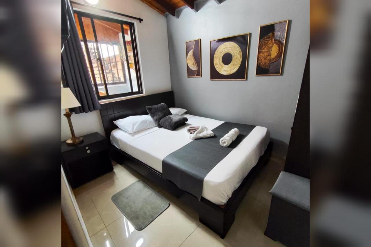 International Hotel Medellin Exterior photo