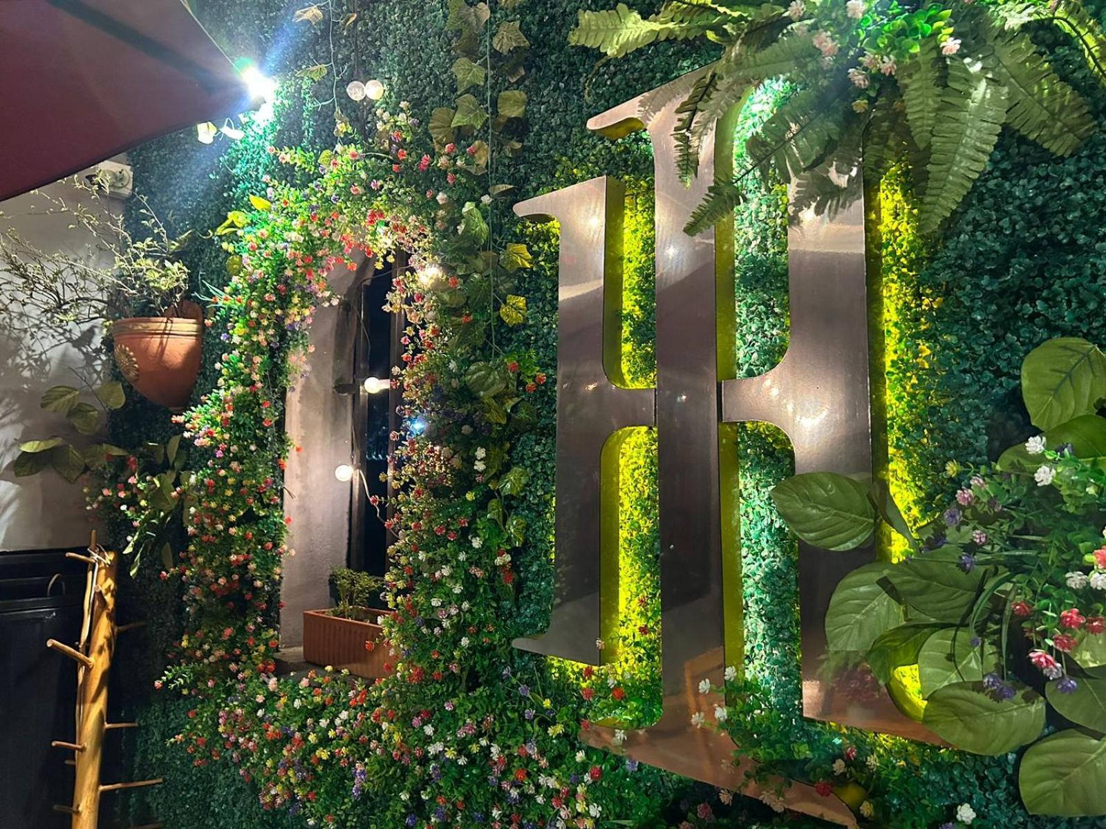 International Hotel Medellin Exterior photo