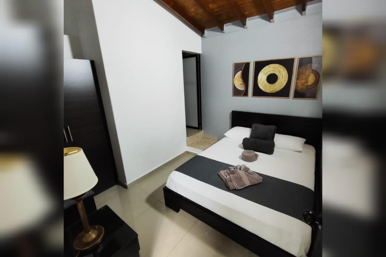 International Hotel Medellin Exterior photo